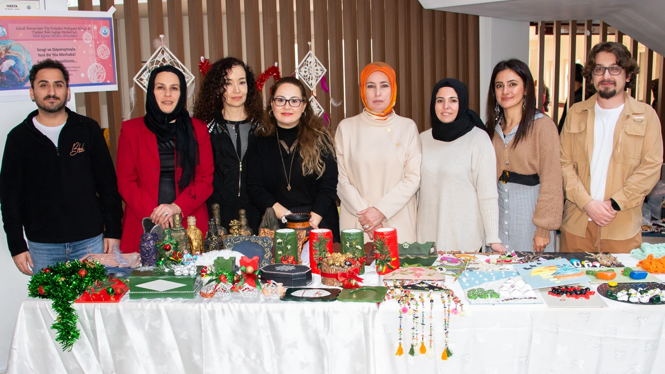 Selçuk Üniversitesi Tıp Fakültesinde sergi açıldı